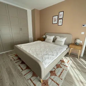 mt-suites-budapest.inbudapesthotels.com/